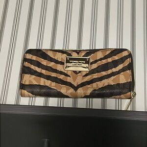 Brand New Michael Kors wallet